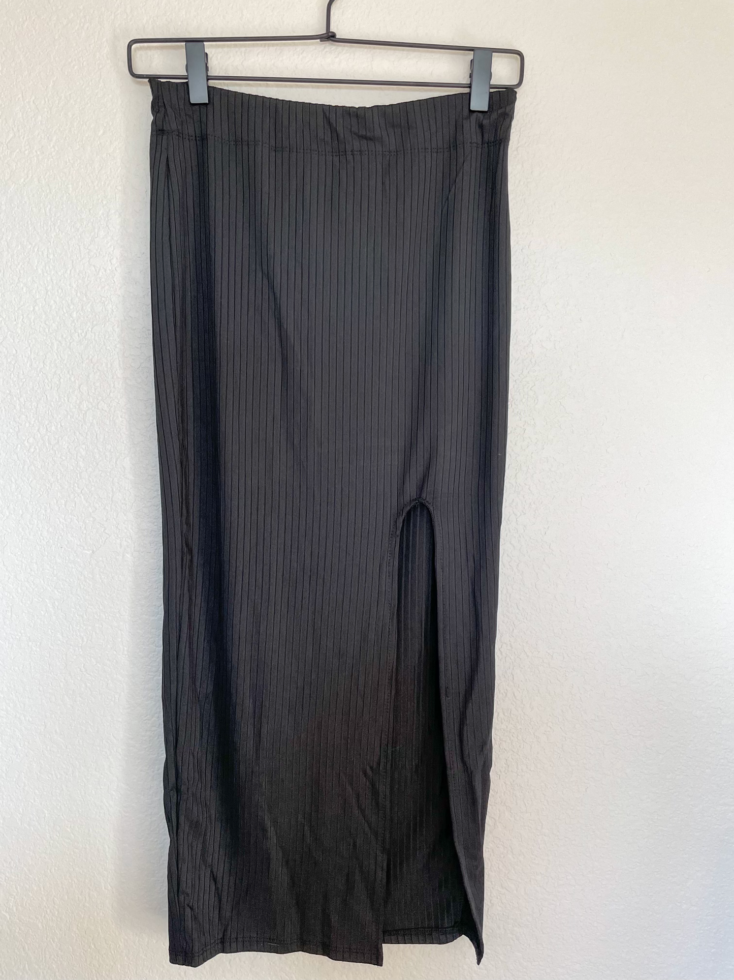 Black Molly Midi