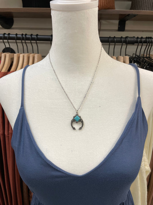 Horseshoe Necklace